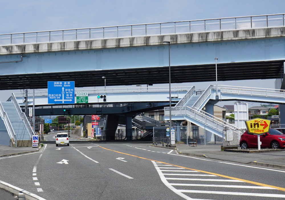 施設名称